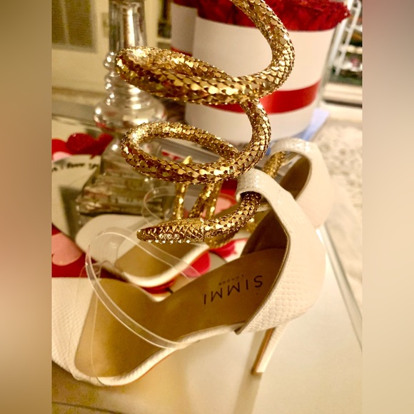 SIMMI LONDON White and Gold faux snake wrap around stiletto heels SZ 9 π₯π₯π₯ - Picture 4 of 10